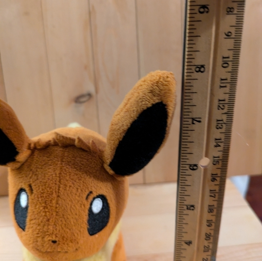 Pokemon Pocket Monsters Brown and Cream Plush Toy - Picture 4 of 6